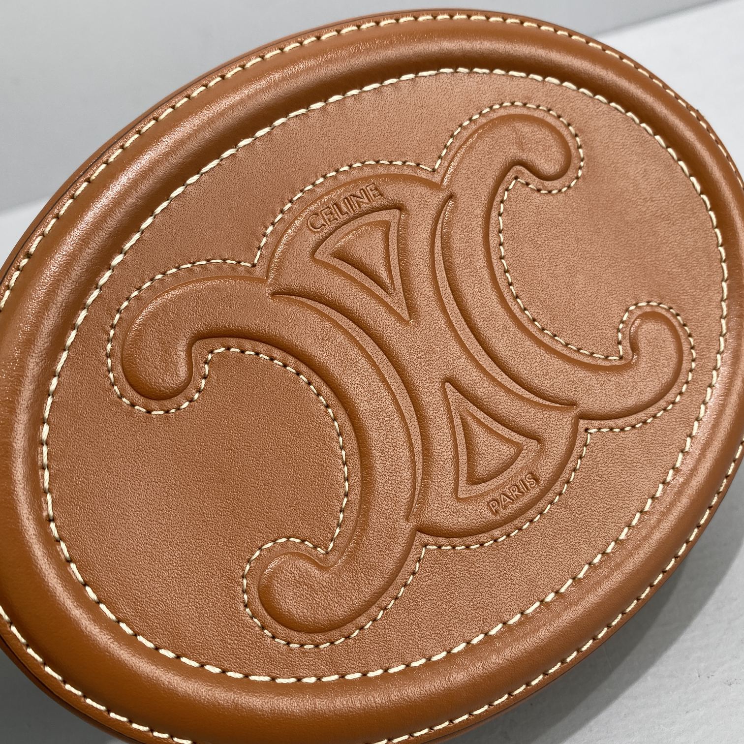 1:1 Replica Celine Oval Bag Cuir Triomphe Brown For Women 8in/20cm 198603DXC.04LU - Image 6