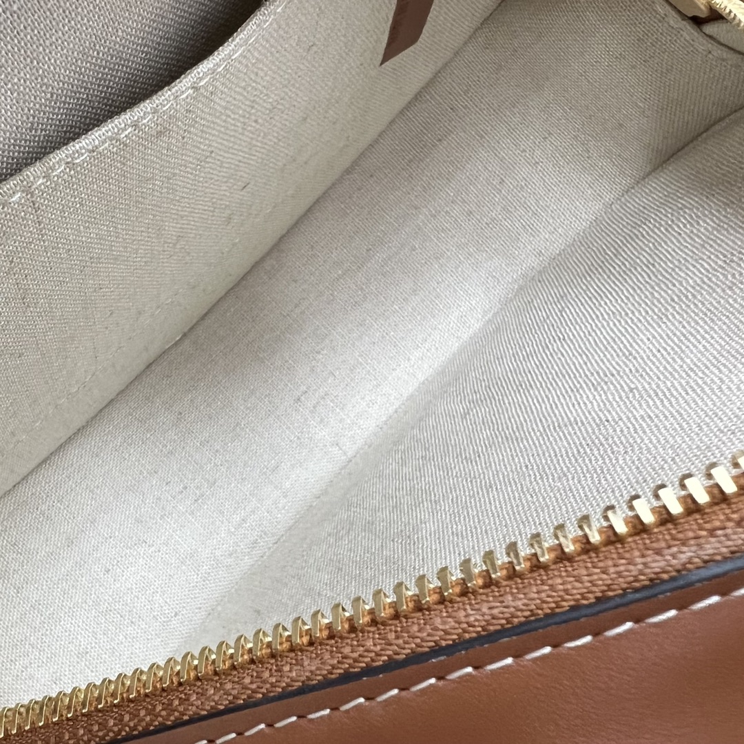 1:1 Replica Celine Oval Bag Cuir Triomphe In Textile Natural / Tan For Women 8in/20cm 198602DU8.02NT - Image 8