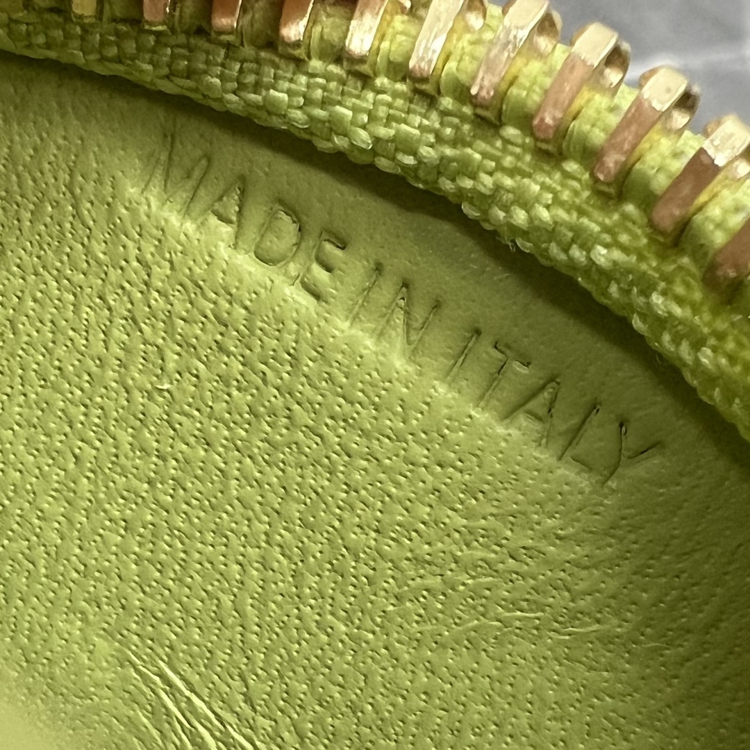 1:1 Replica Celine Pulse Cuir Triopee With Hooks - Soft Green For Women 3in/8cm - Image 7