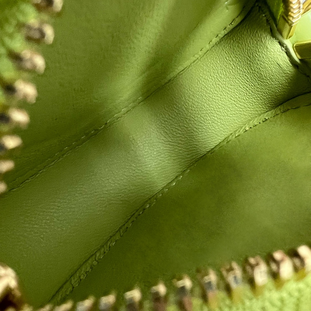 1:1 Replica Celine Pulse Cuir Triopee With Hooks - Soft Green For Women 3in/8cm - Image 4