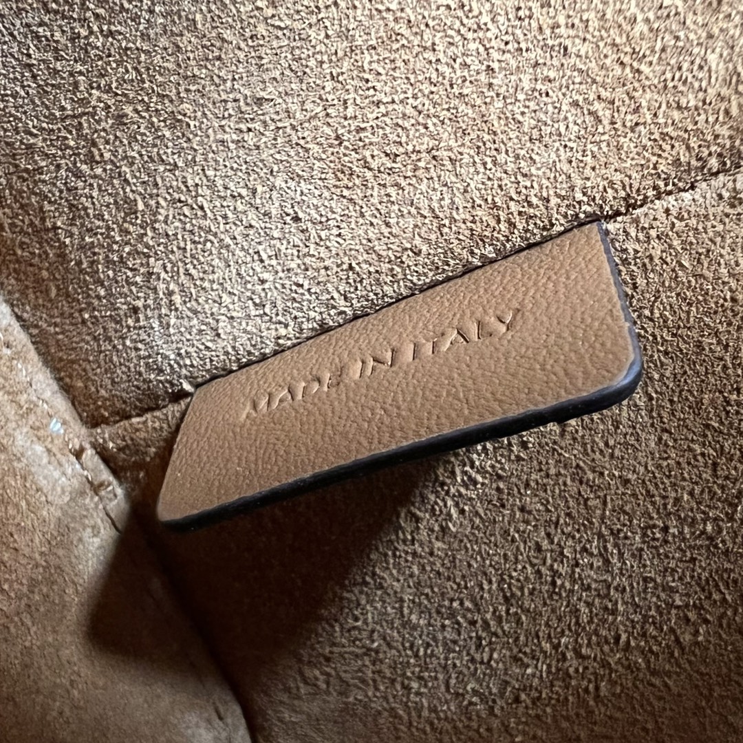 1:1 Replica Celine Small Box Cuir Triomphe Brown For Women 4in/11cm 199263DU3.04LU - Image 5