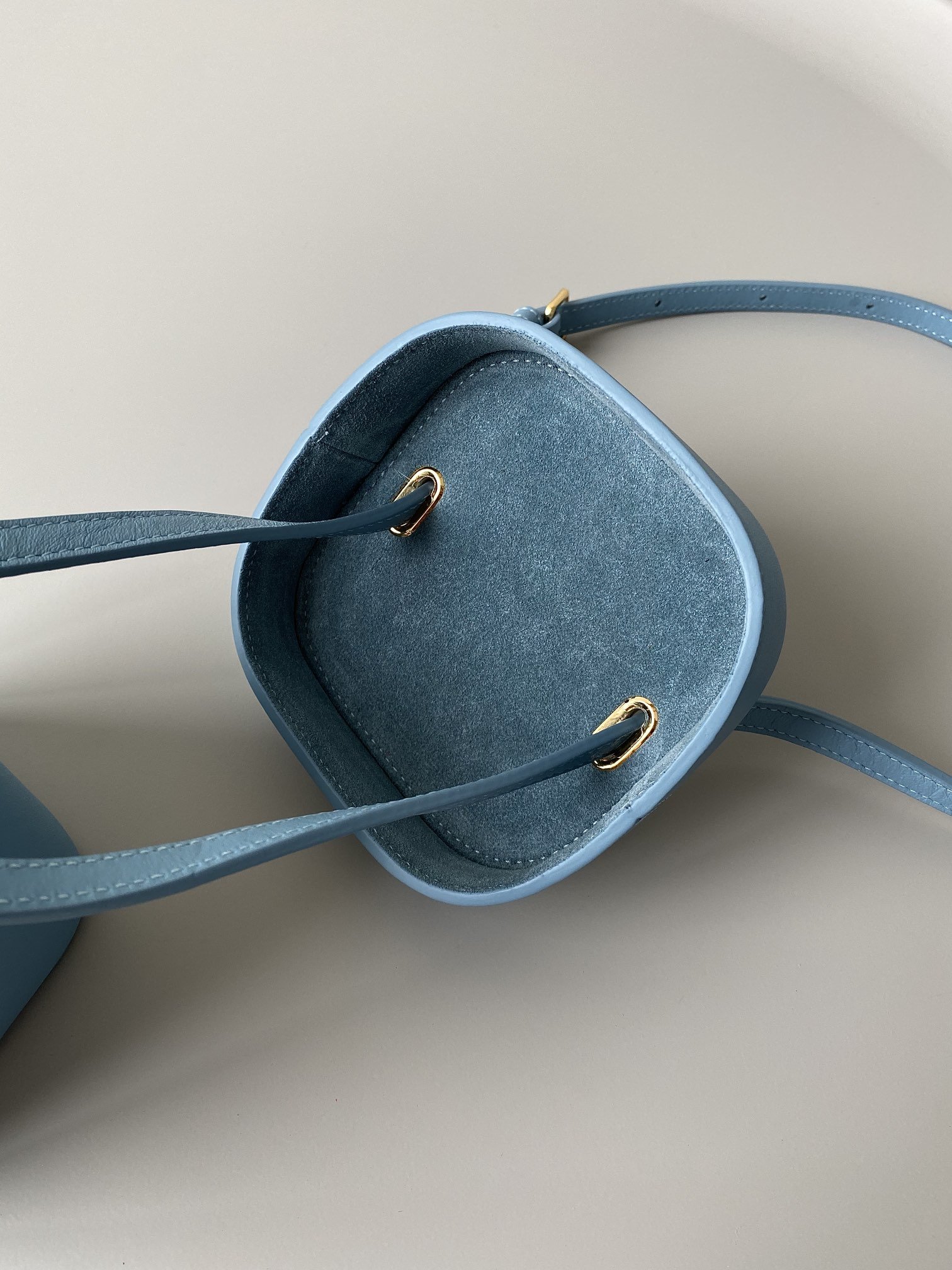 1:1 Replica Celine Small Box Cuir Triomphe Denim For Women 4in/11cm 199263DU3.07DD - Image 6