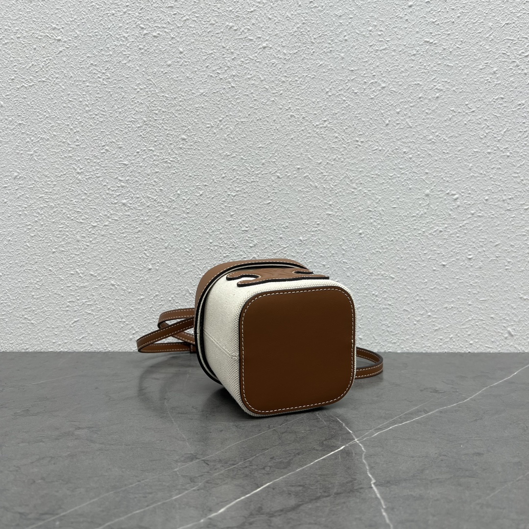 1:1 Replica Celine Small Box Cuir Triomphe In Textile Natural / Tan For Women 4in/11cm - Image 2