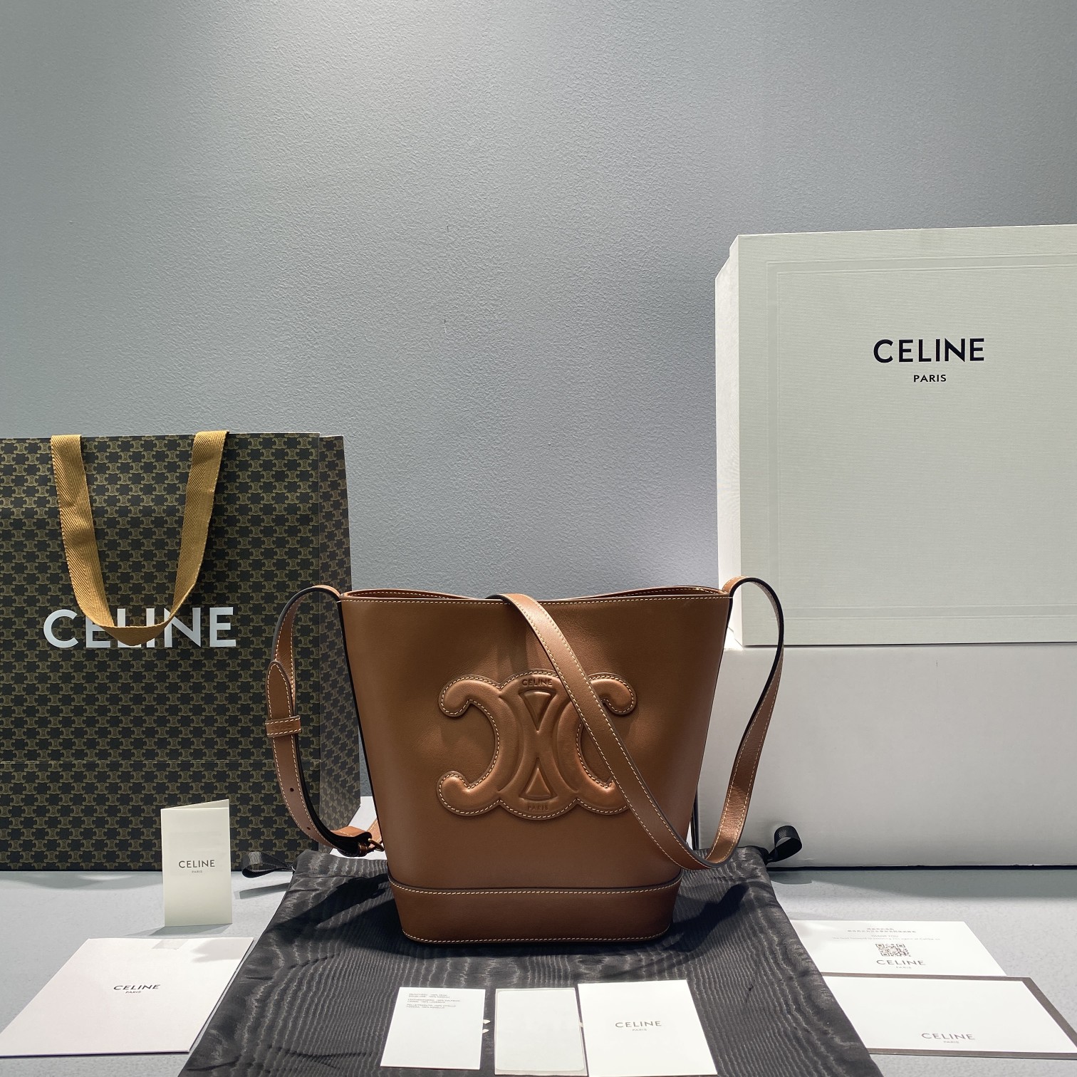 1:1 Replica Celine Small Bucket Cuir Triomphe Brown For Women 9in/22cm 198243DU3.04LU