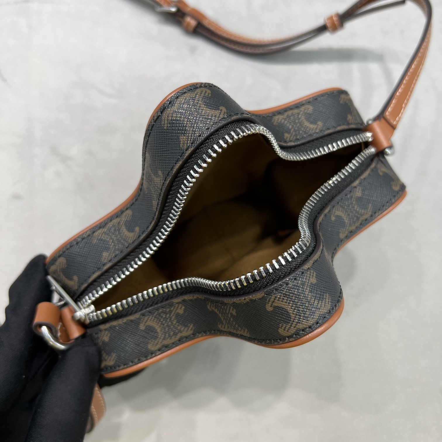 1:1 Replica Celine Small Etoile In Triomphe Canvas Brown For Women 7in/18cm 198762BZJ.04LI - Image 9