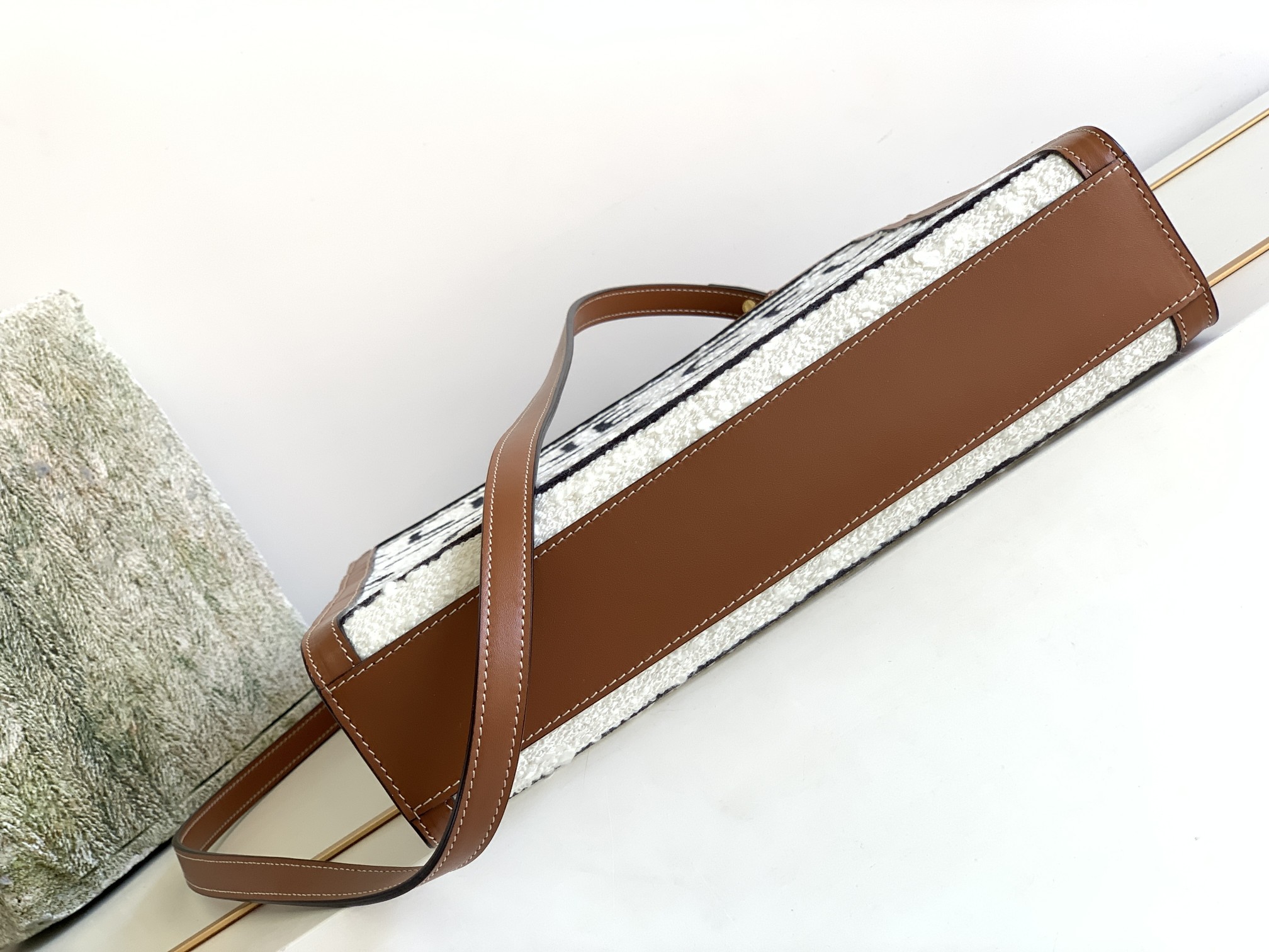 1:1 Replica Celine Small Vertical Cabas Celine In Textile With Celine All-Over White / Black For Women 13in/32cm 192082EFY.01WB - Image 5