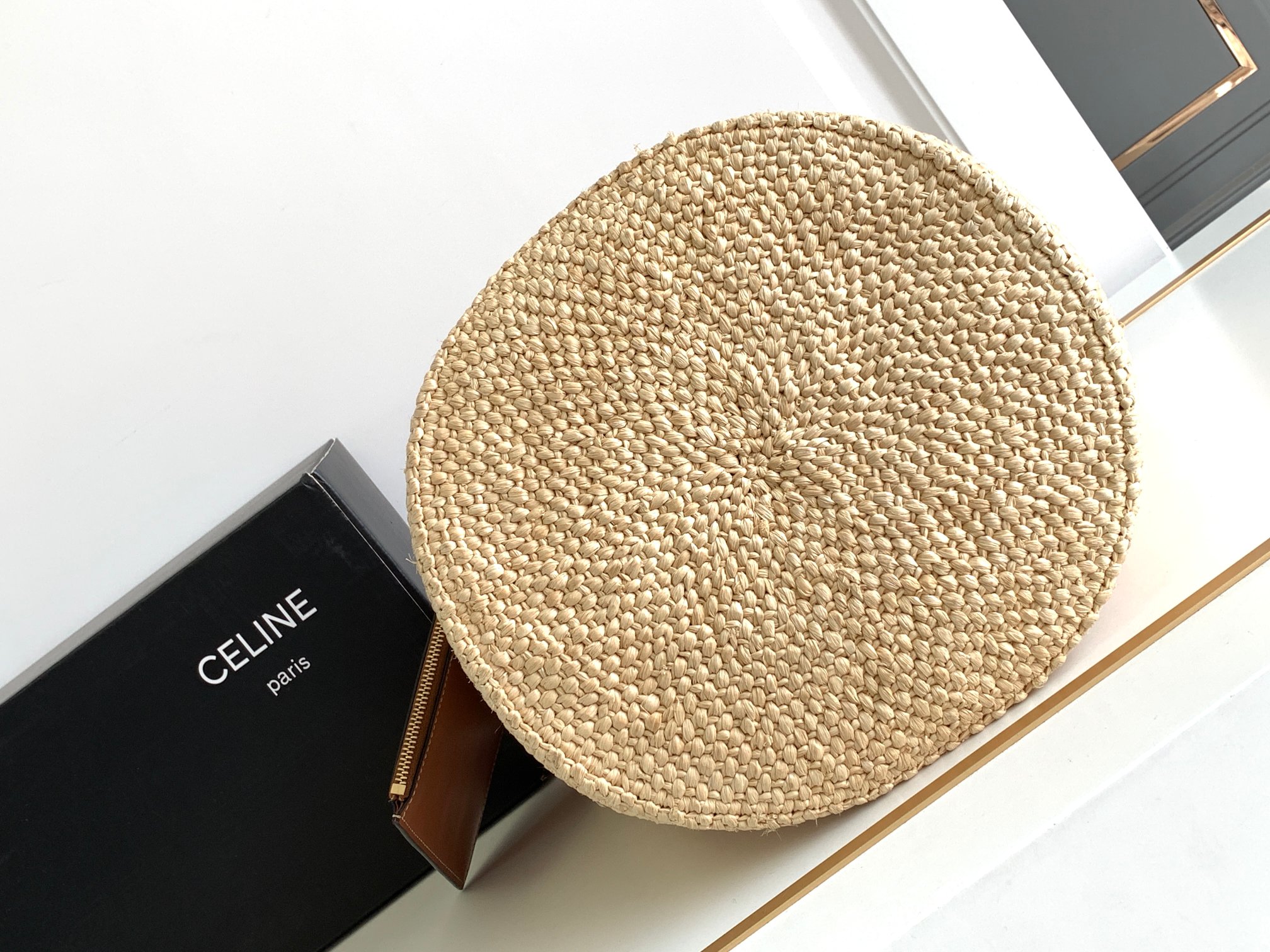 1:1 Replica Celine Supple Small Triomphe Classic Panier Beige For Women 23cm / 9in 114352FF7.04LU - Image 5