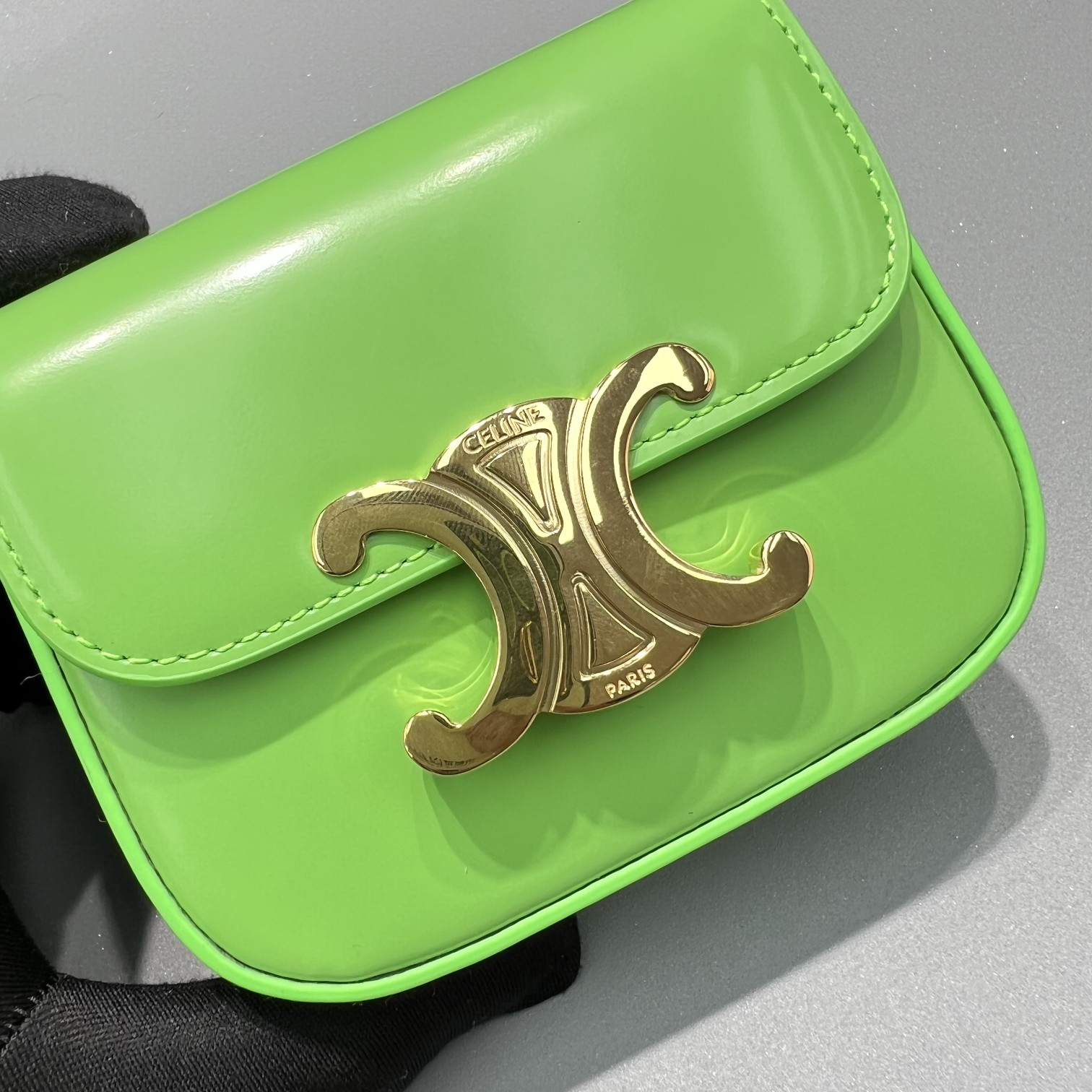 1:1 Replica Celine Teen Triomphe Bag Green For Women 7in/19cm - Image 5