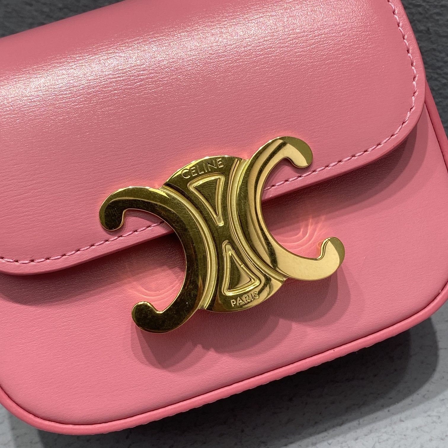 1:1 Replica Celine Teen Triomphe Bag Pink For Women 7in/19cm - Image 6