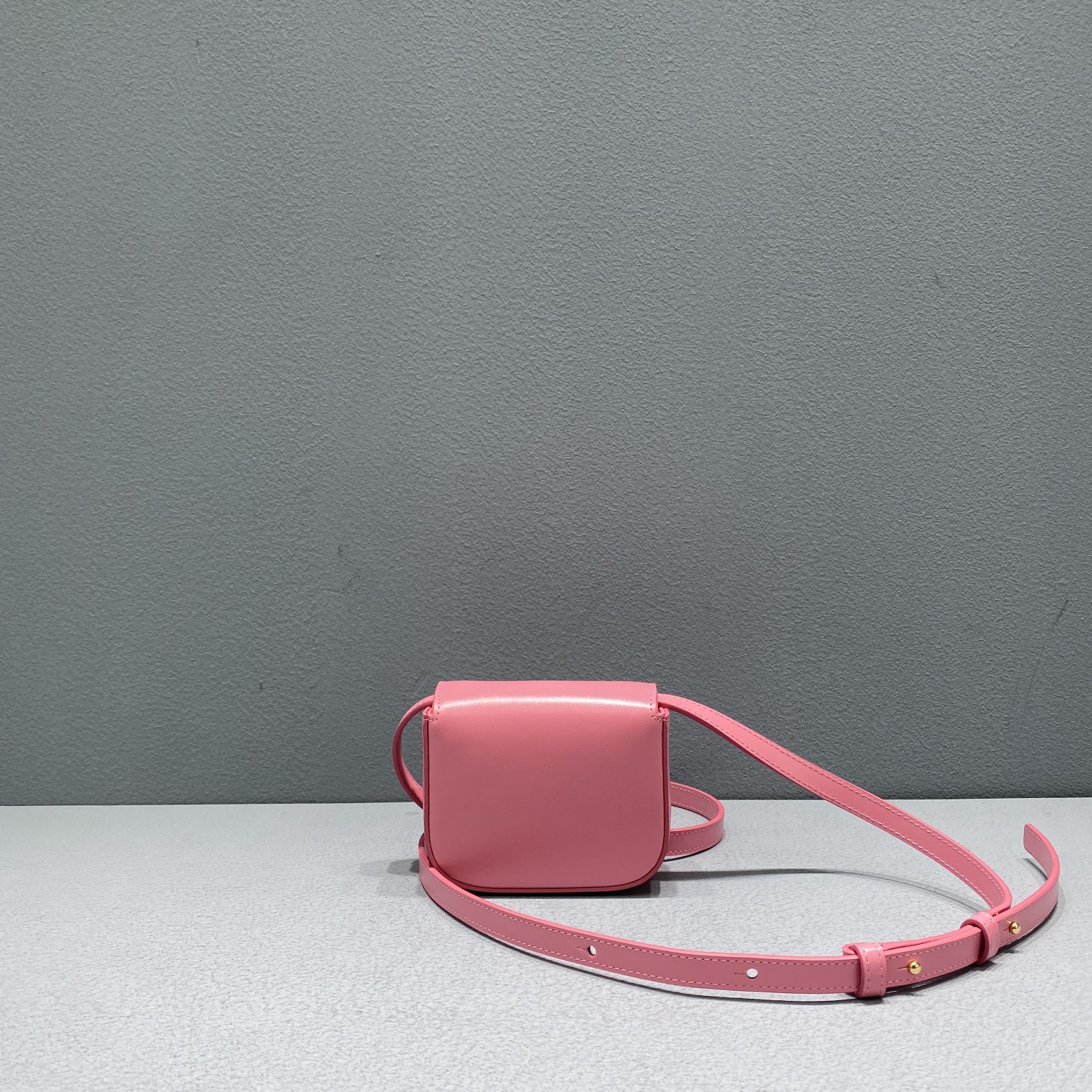 1:1 Replica Celine Teen Triomphe Bag Pink For Women 7in/19cm - Image 3