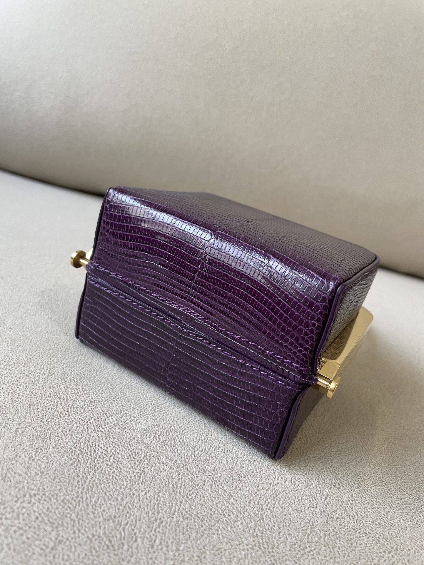 1:1 Replica Celine Triomphe Minaudiere In Lizard Violet For Women 4in/10cm - Image 9