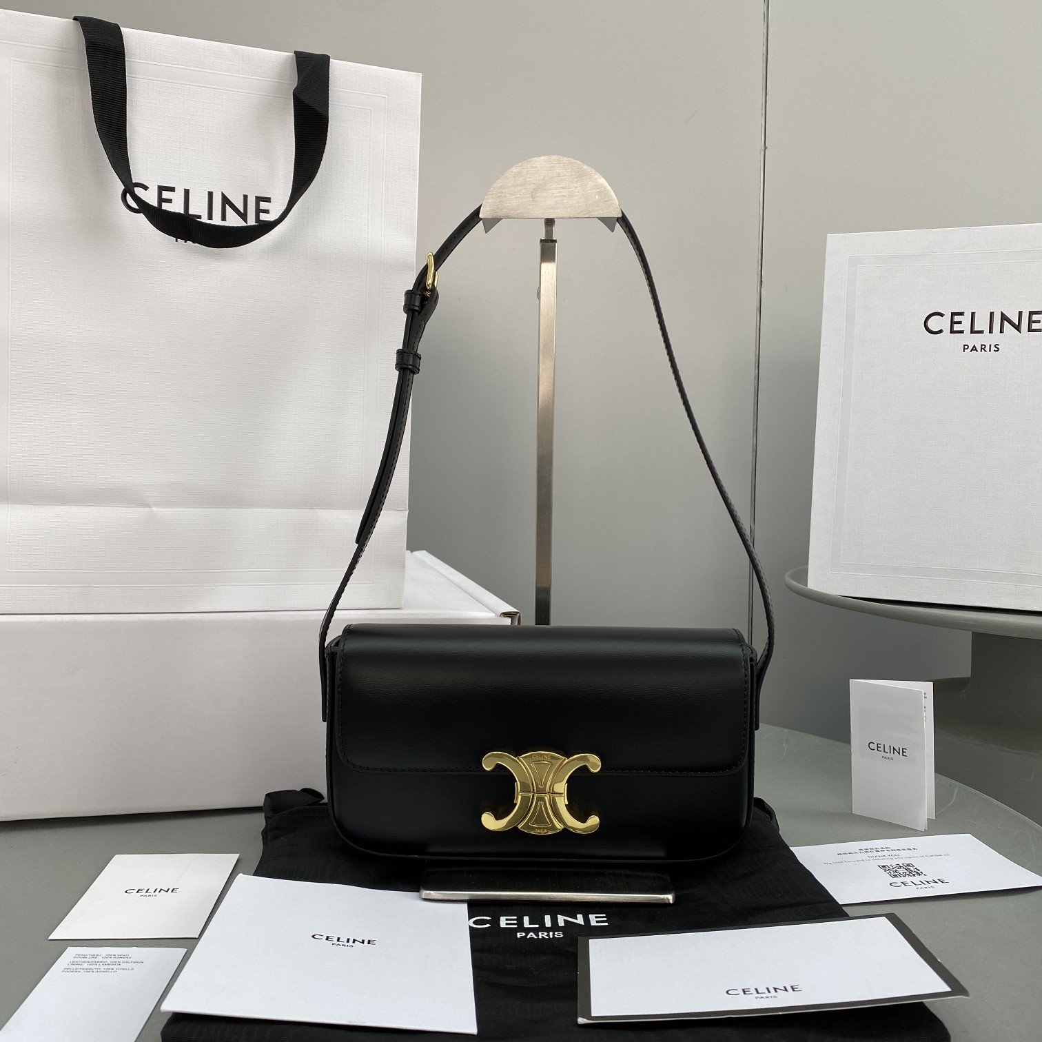 1:1 Replica Celine Triomphe Shoulder Bag Black For Women 8in/20cm 194143BF4.38NO