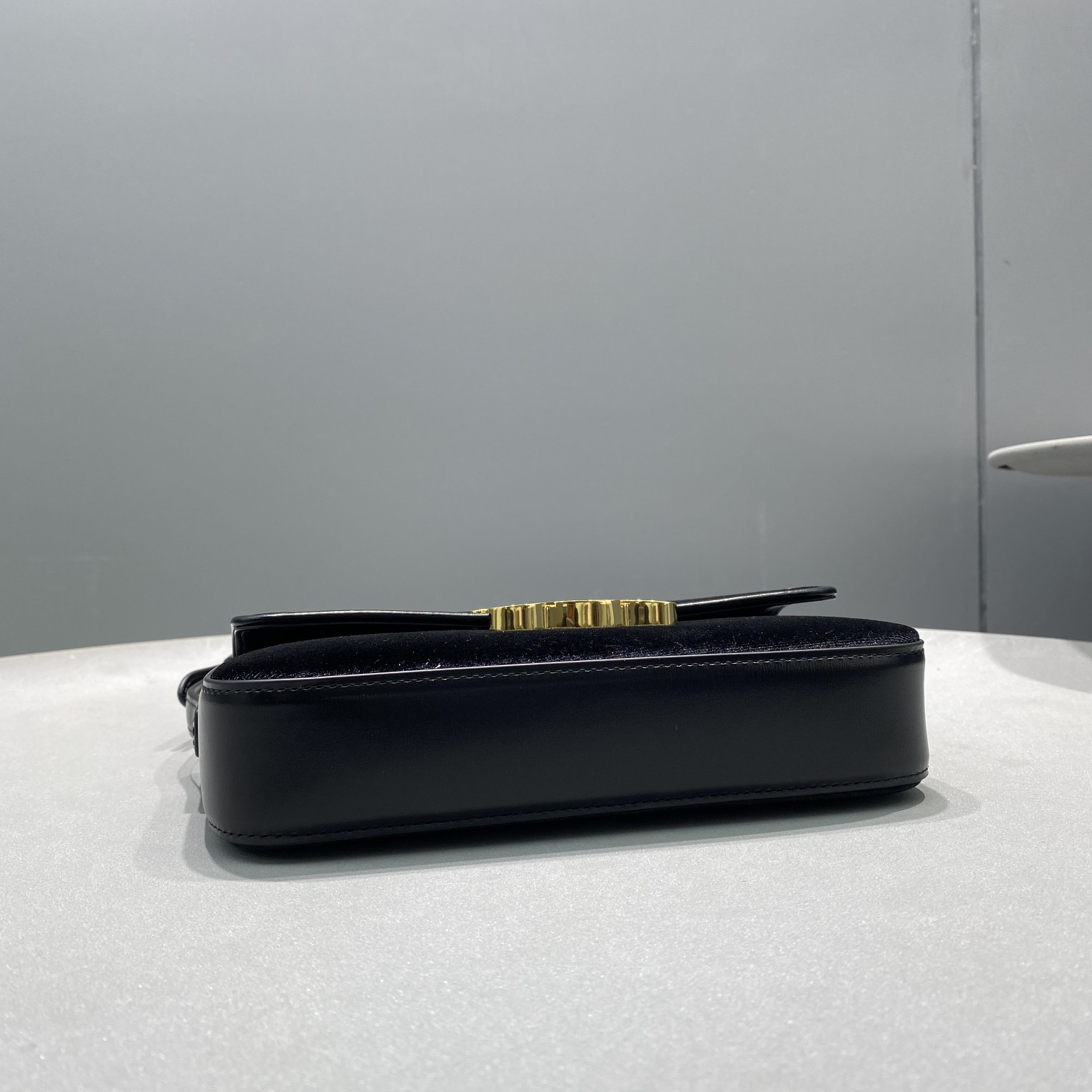 1:1 Replica Celine Triomphe Shoulder Bag Black For Women 8in/20cm - Image 4