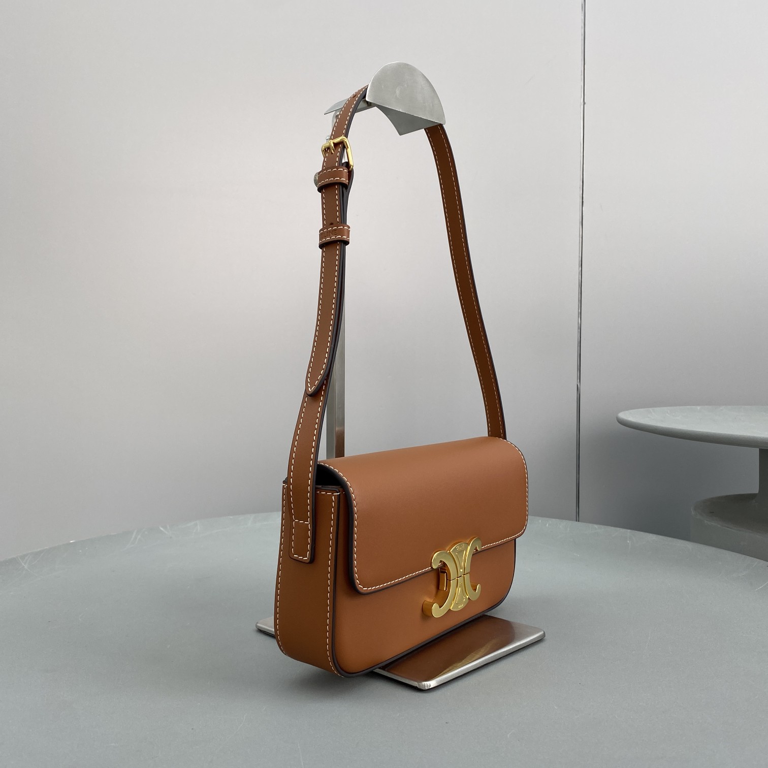 1:1 Replica Celine Triomphe Shoulder Bag Brown For Women 8in/20cm 194143BFN.04LU - Image 7