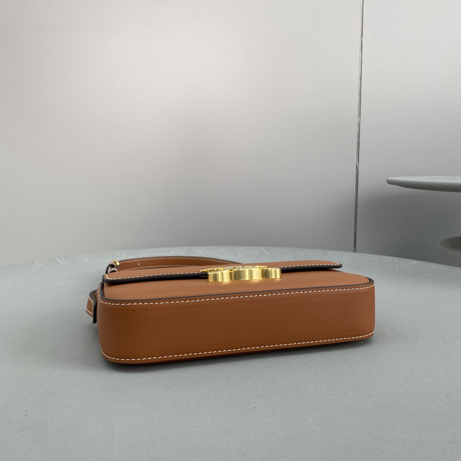 1:1 Replica Celine Triomphe Shoulder Bag Brown For Women 8in/20cm 194143BFN.04LU - Image 5