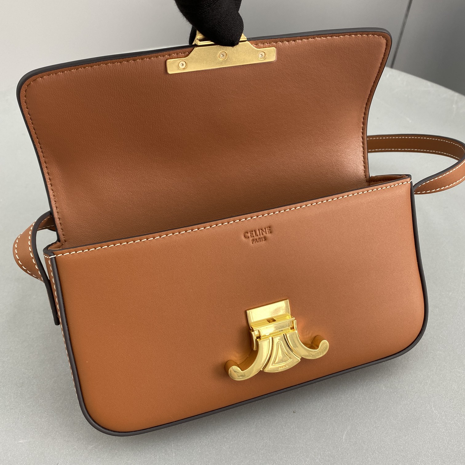1:1 Replica Celine Triomphe Shoulder Bag Brown For Women 8in/20cm 194143BFN.04LU - Image 8