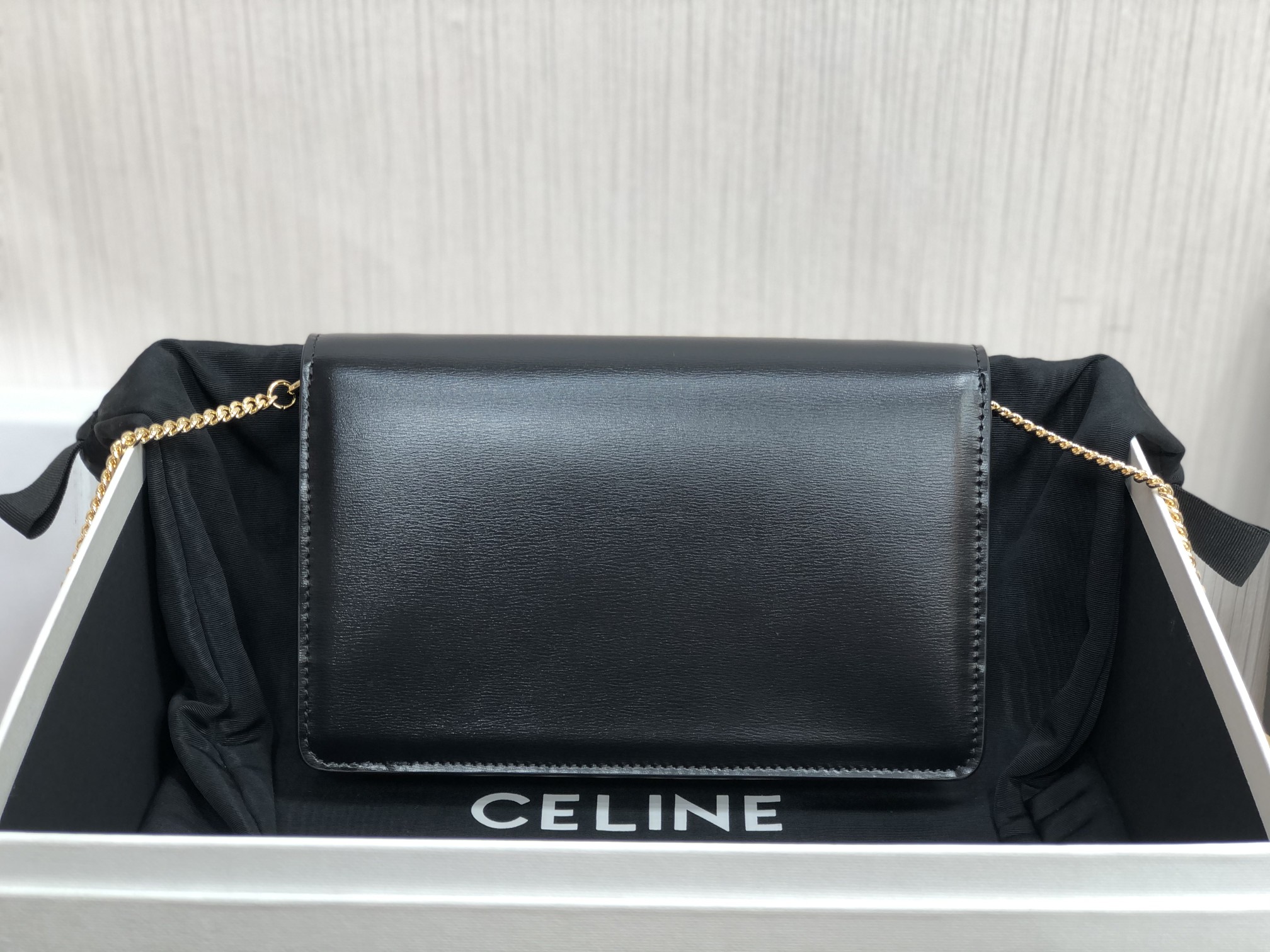 1:1 Replica Celine Wallet On Chain Triomphe Black For Women 7in/19cm 10J733DPV.38NO - Image 3