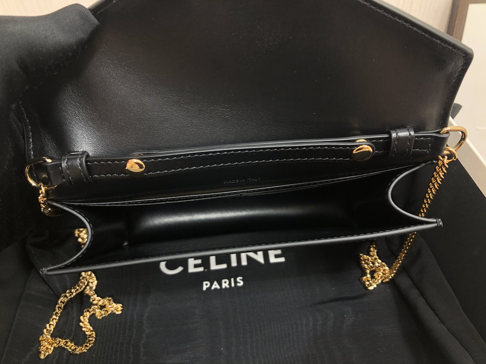 1:1 Replica Celine Wallet On Chain Triomphe Black For Women 7in/19cm 10J733DPV.38NO - Image 6