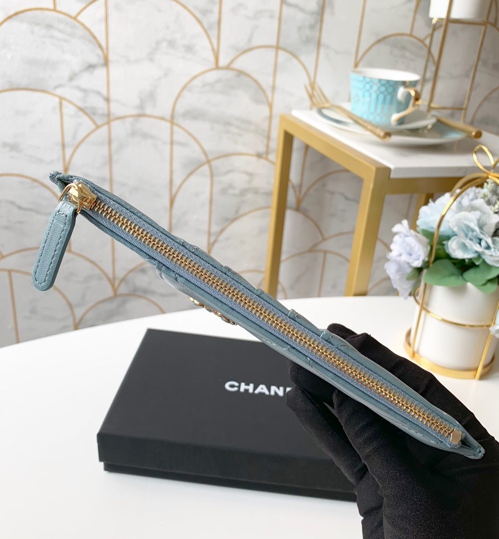 1:1 Replica Chanel 19 Matelasse Phone and Card Case Light Blue Bag For Women 19cm/7.5in