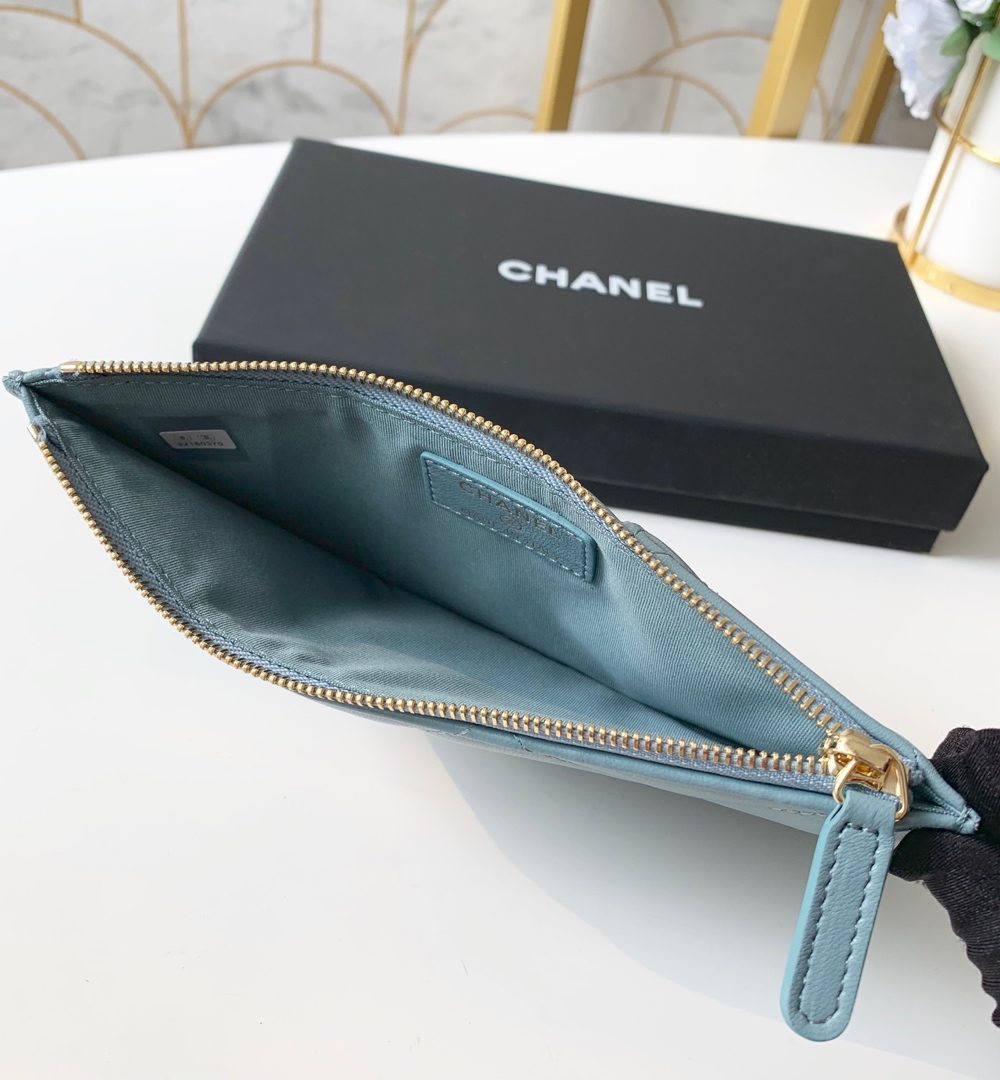 1:1 Replica Chanel 19 Matelasse Phone and Card Case Light Blue Bag For Women 19cm/7.5in