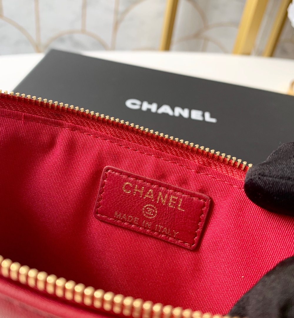 1:1 Replica Chanel 19 Matelasse Phone and Card Case Red Bag For Women 19cm/7.5in