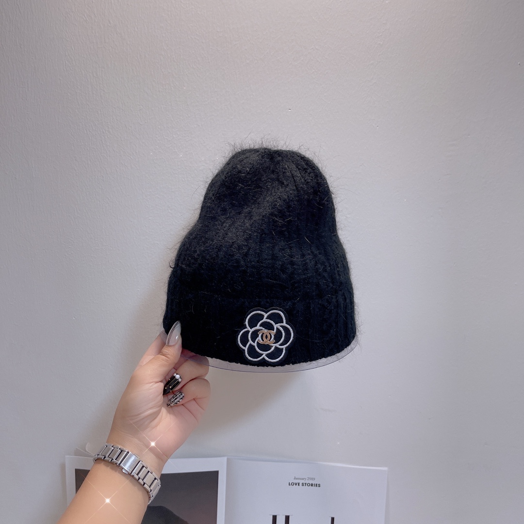 Chanel Beanie Black - Image 2