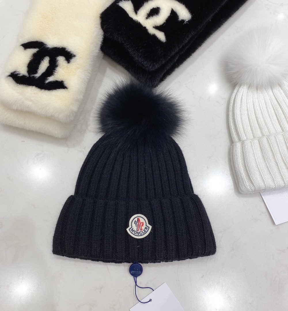 Chanel Beanie Black