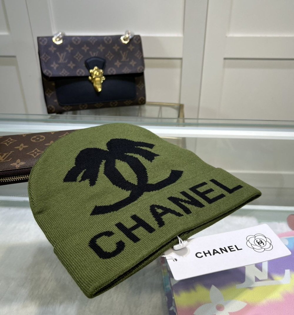 Chanel Beanie In Green