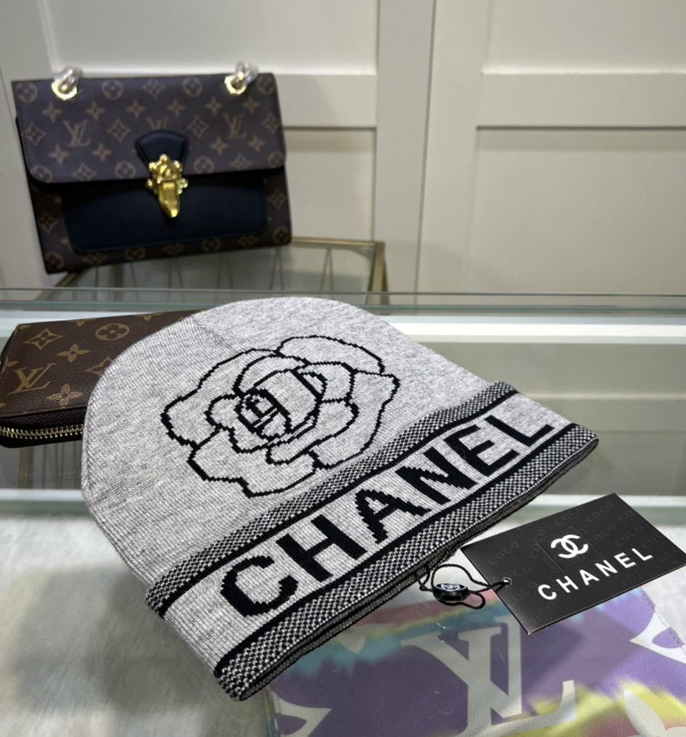 Chanel Beanie In Grey