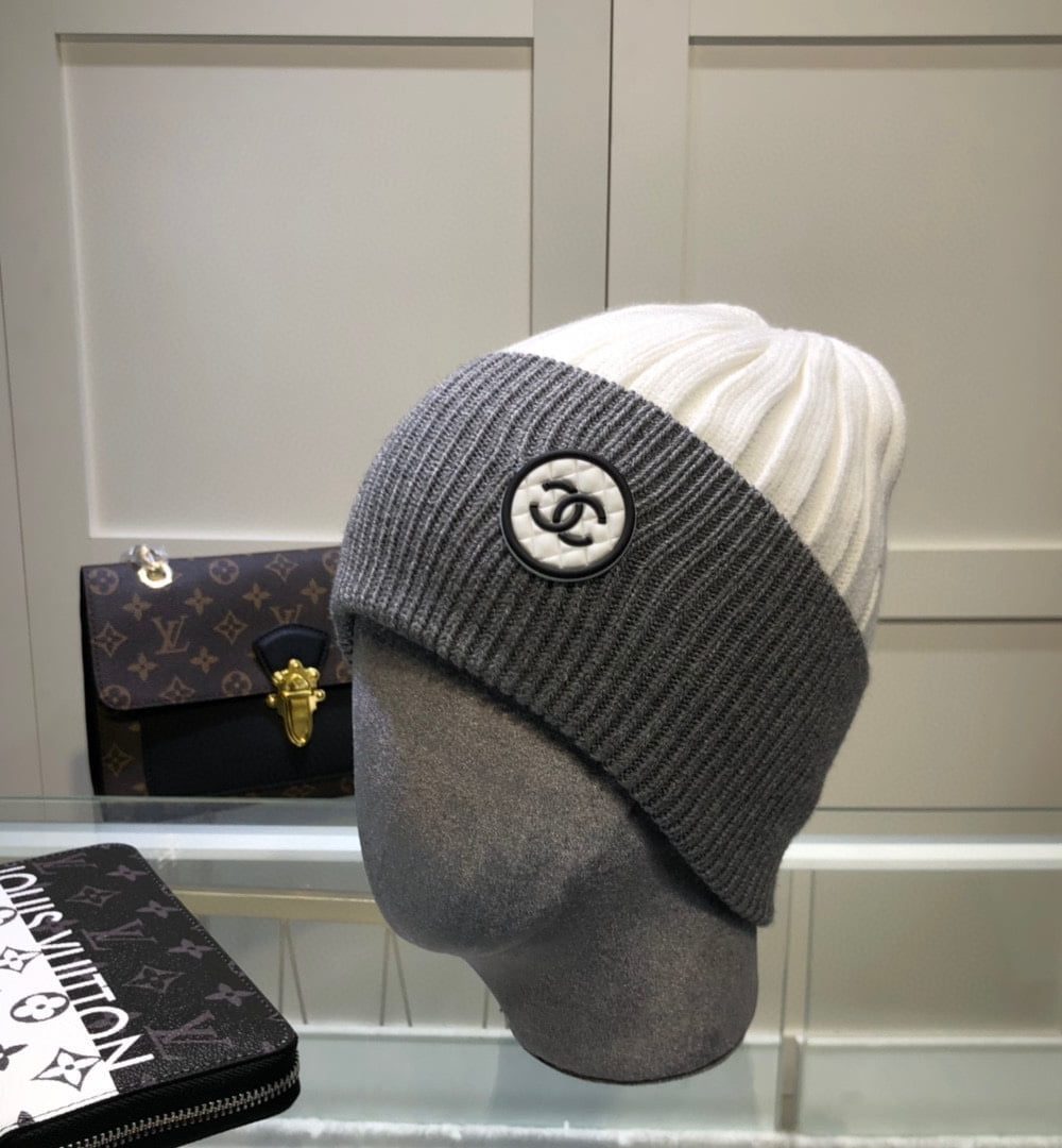 Chanel Beanie In Grey & White