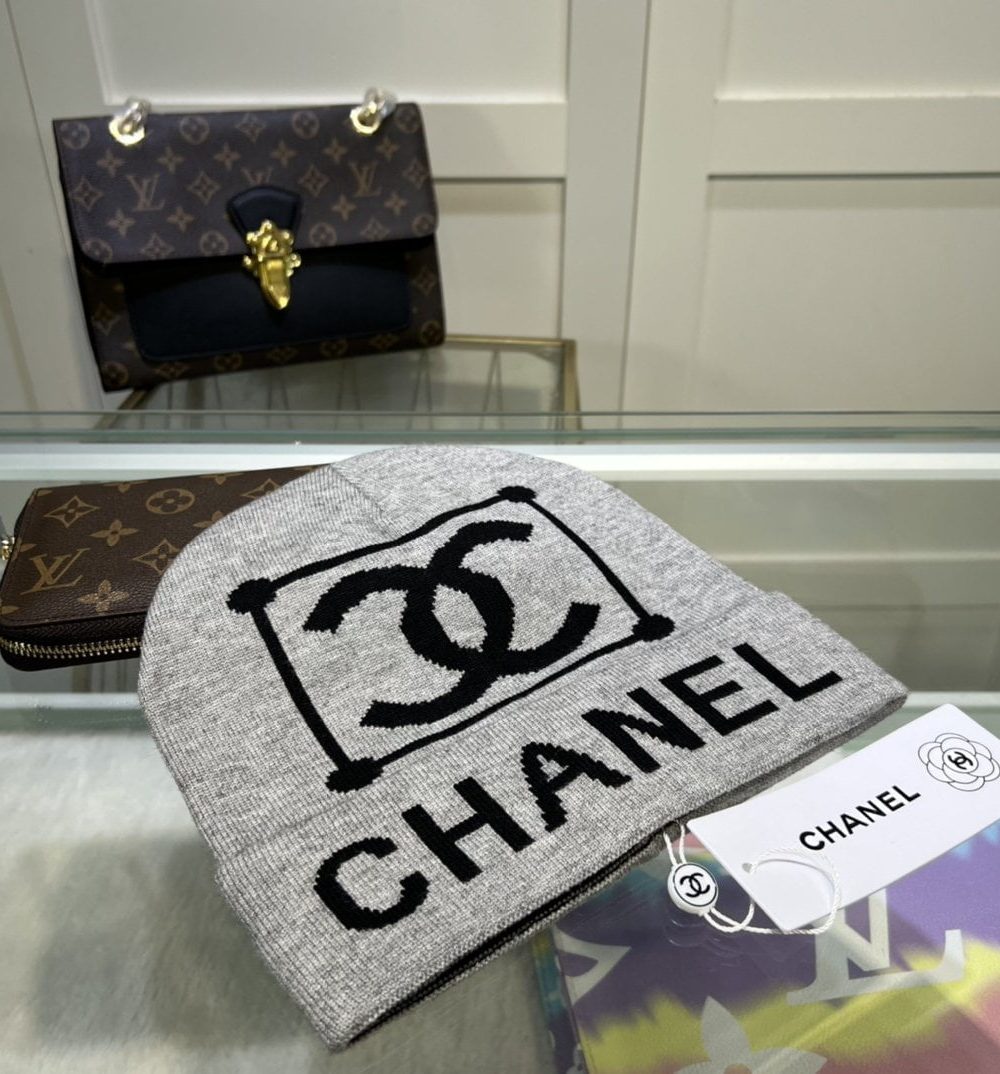 Chanel Beanie In Grey