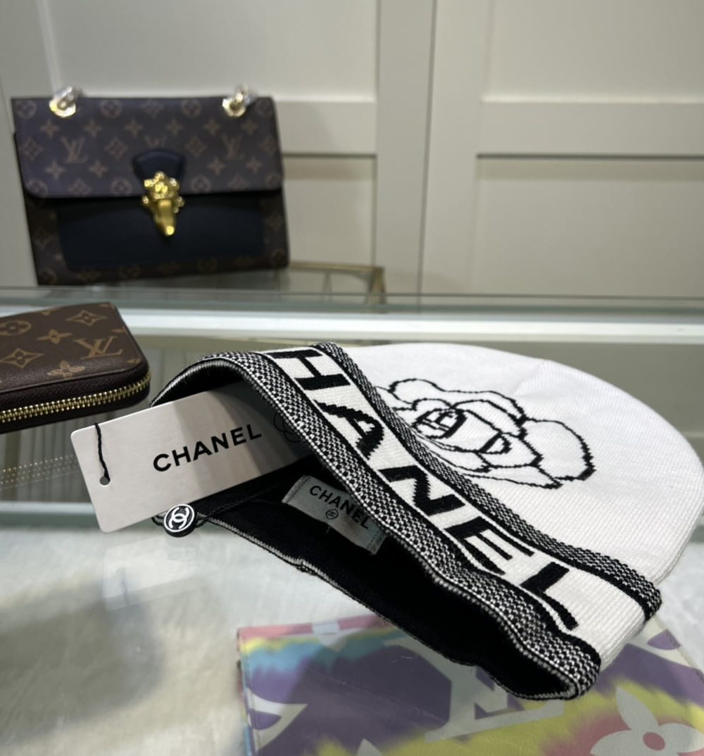 Chanel Beanie In White