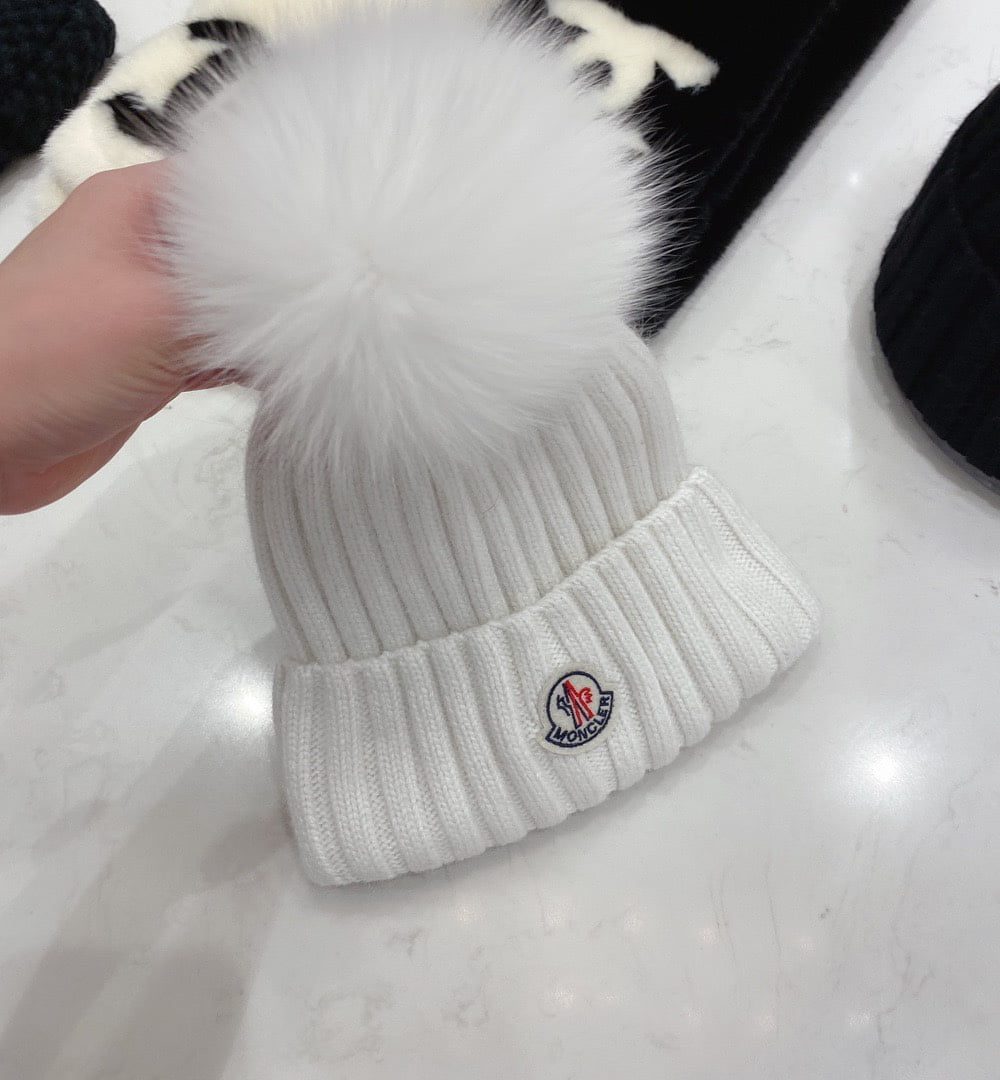 Chanel Beanie White