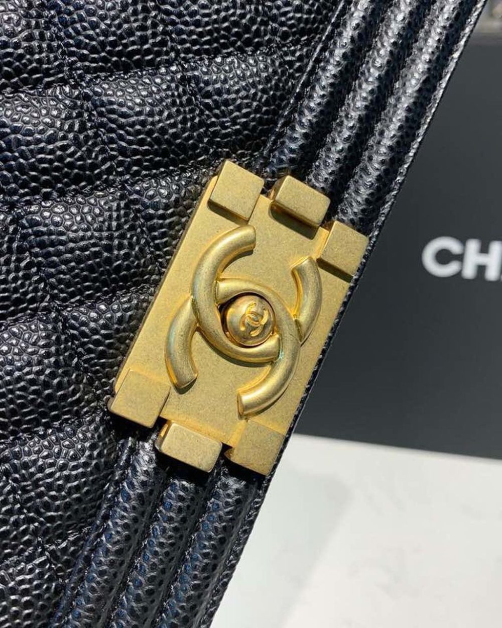 [REP 1:1] Chanel Boy Handbag Gold Toned Hardware Black For Women, Women's Bags, Shoulder And Crossbody Bags 9.8in/25cm A67086