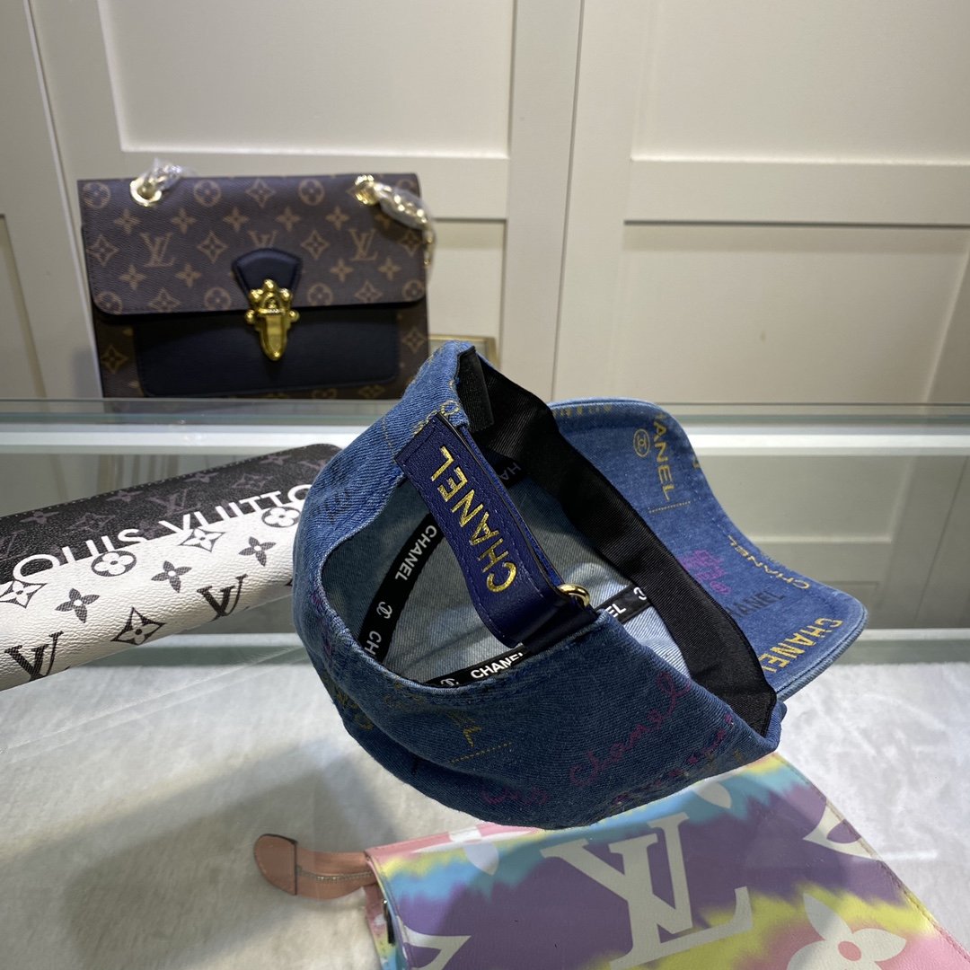 Chanel Cap Blue - Image 4