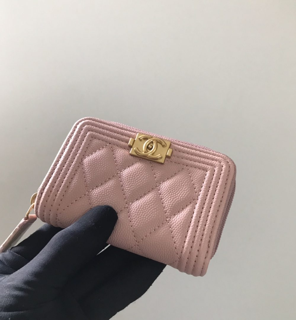 1:1 Replica Chanel CO-CO Boy Chanel Zipped Coin Purse 11cm/4.3in Gold Toned Hardware For Women White