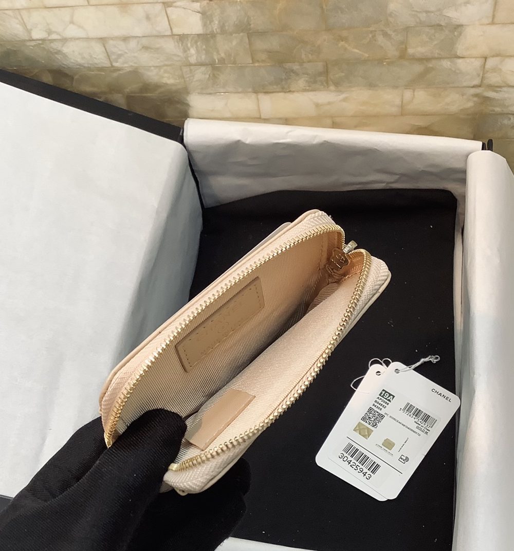 1:1 Replica Chanel CO-CO Card Holder 12cm/4.7in Gold Hardware For Women Beige