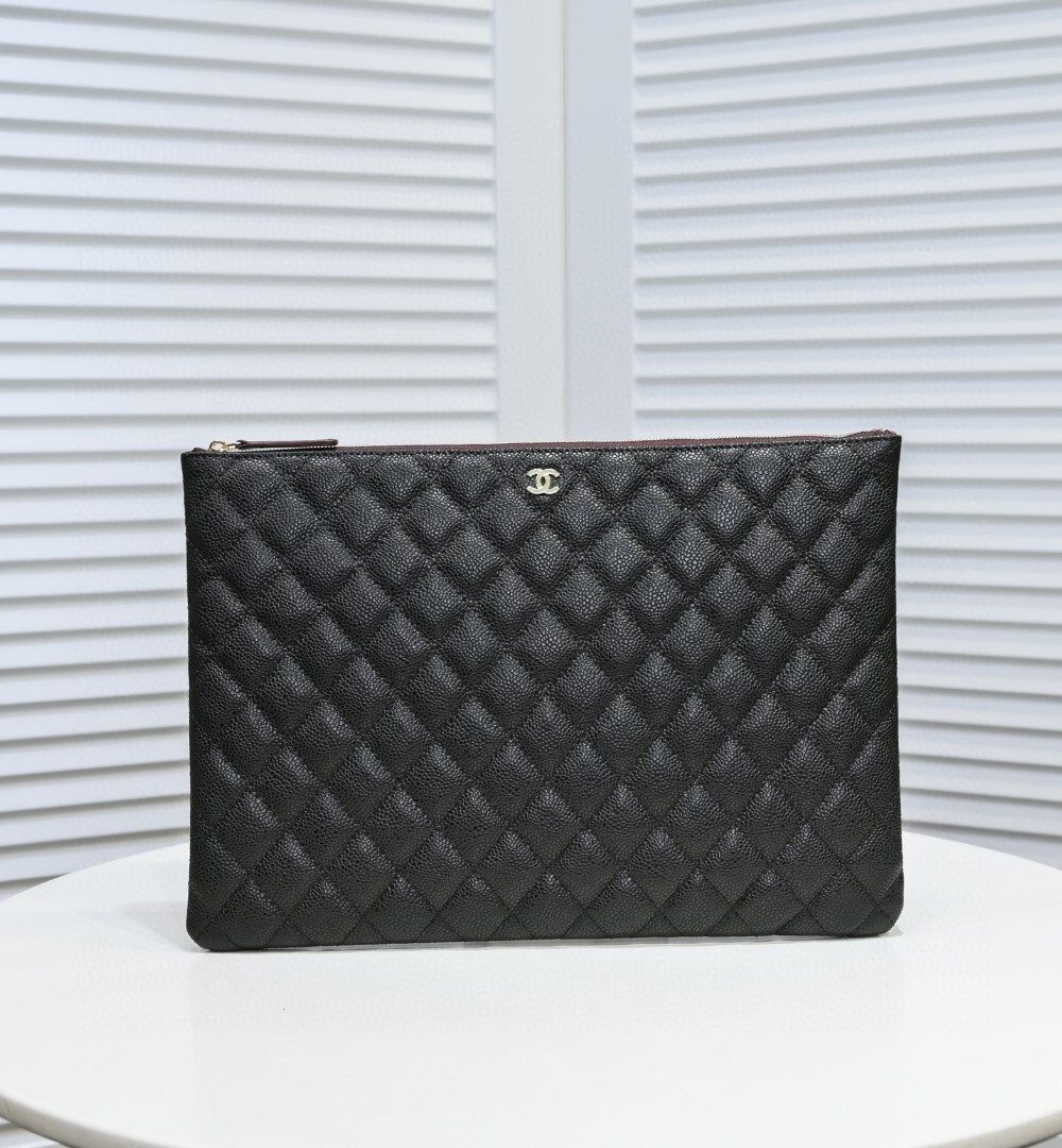 1:1 Replica Chanel CO-CO Classic Pouch 27cm/10.6in Gold Toned Hardware For Women Black A82545 Y04059 C3906
