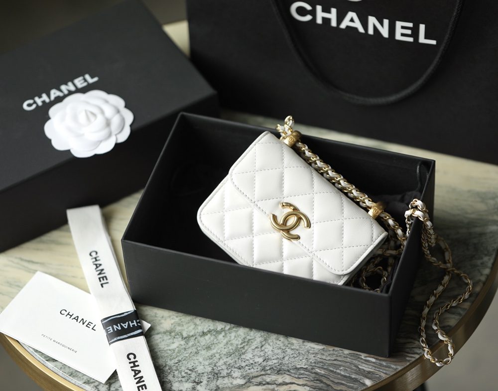 1:1 Replica Chanel CO-CO Clutch With Chain 9.5cm/3.7in Gold Toned Hardware For Women White