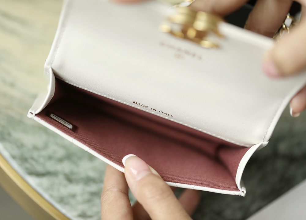 1:1 Replica Chanel CO-CO Clutch With Chain 9.5cm/3.7in Gold Toned Hardware For Women White