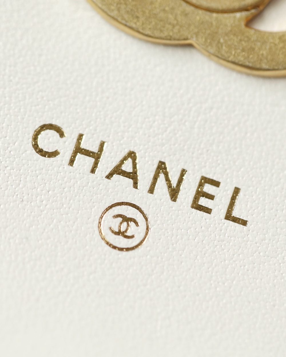 1:1 Replica Chanel CO-CO Clutch With Chain 9.5cm/3.7in Gold Toned Hardware For Women White