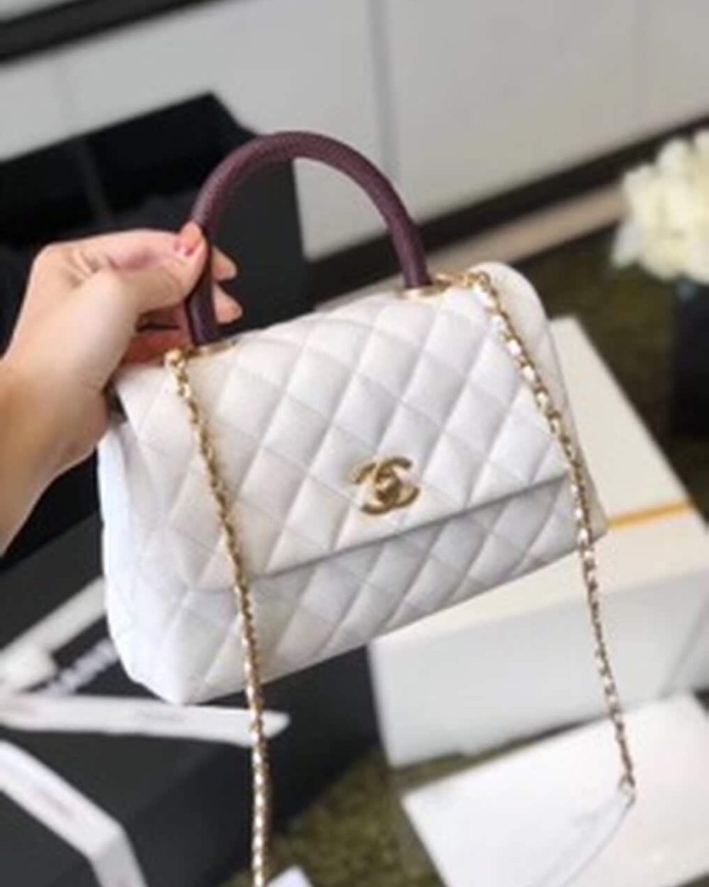 [REP 1:1] Chanel Coco Handle Quilted Lizard Handle Bag 24cm Caviar Leather Gold Hardware Spring/Summer Act 1 Collection, White