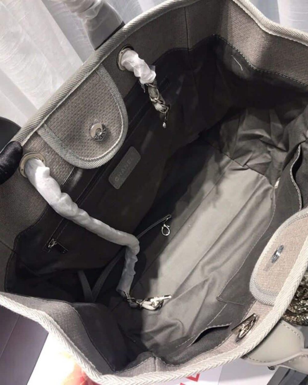 [REP 1:1] Chanel Deauville Tote Tweed Canvas Bag Fall/Winter Collection, Light Grey/White For Women 15in/38cm