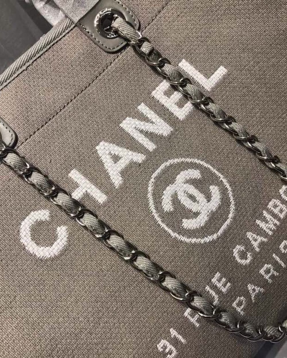 [REP 1:1] Chanel Deauville Tote Tweed Canvas Bag Fall/Winter Collection, Light Grey/White For Women 15in/38cm