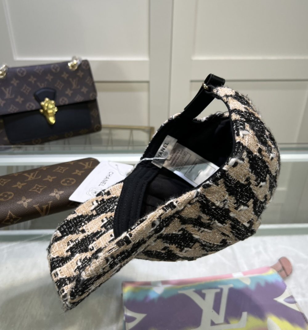 Chanel Hat Black/Beige