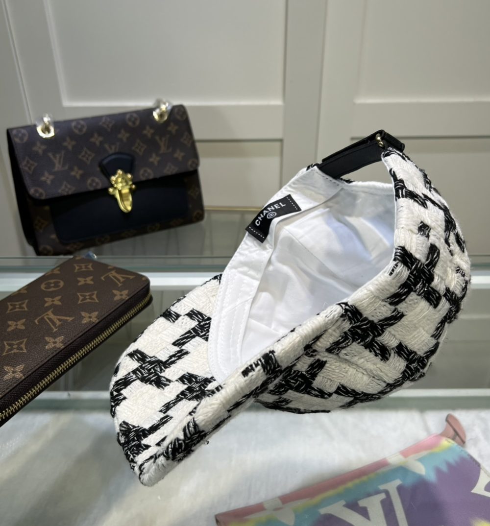 Chanel Hat Black/White