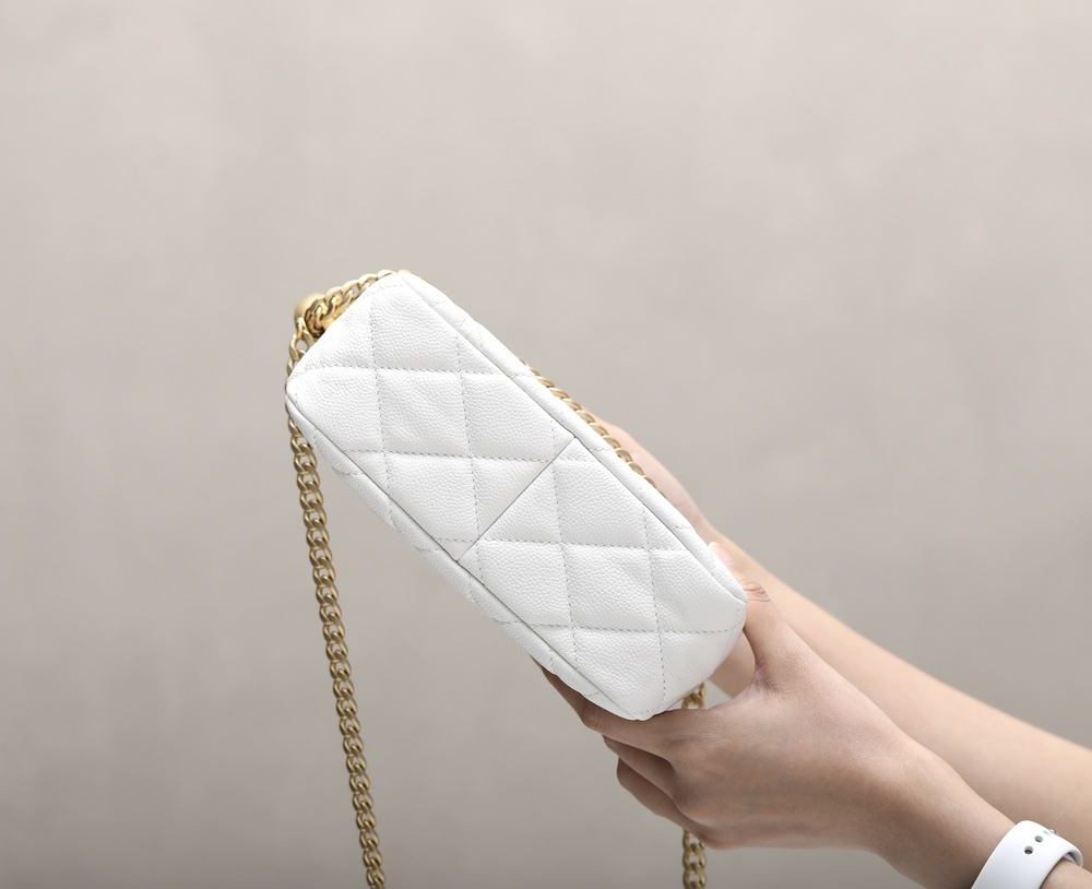 [REP 1:1] Chanel HoBo Heart Adjustment Buckle White For Women 18cm / 7.1in