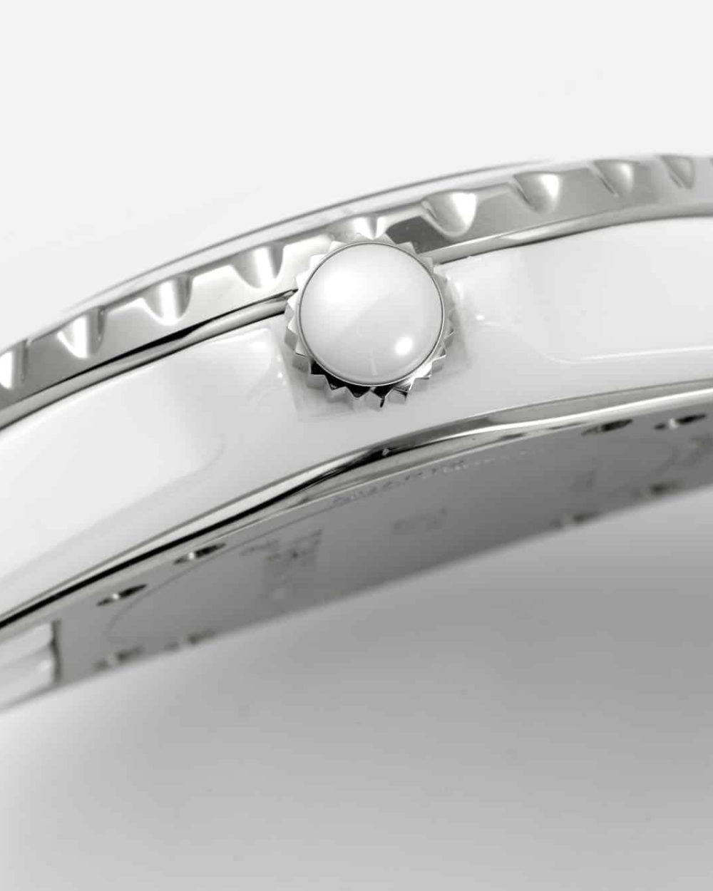 Chanel J12 Wanted De Chanel Watch, 33mm Silver Toned H5703