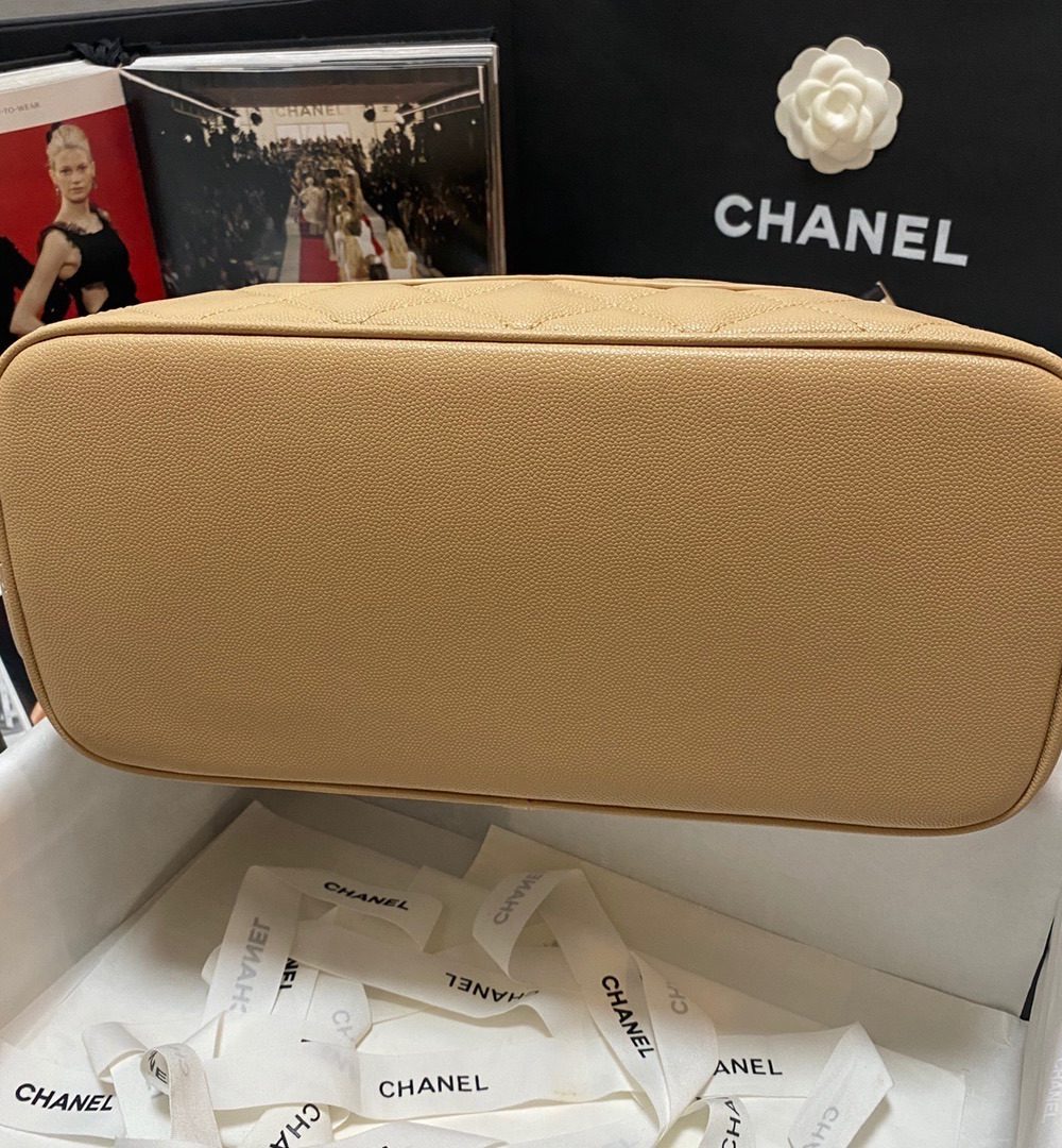 [REP 1:1] Chanel Medallion Tote Gold Hardware Caviar Yellow For Women, Women's Handbags, Shoulder Bags 11.8in/30cm