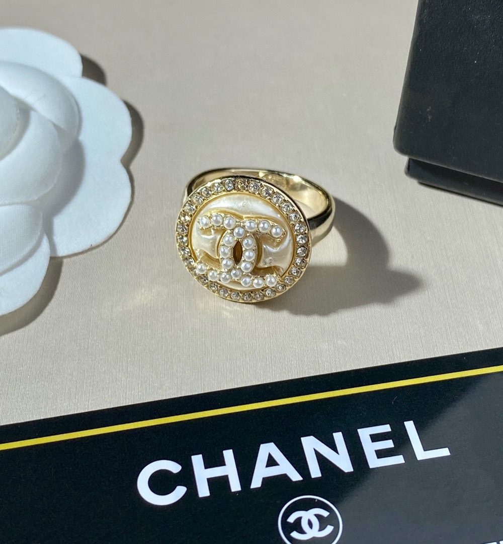 Chanel Ring